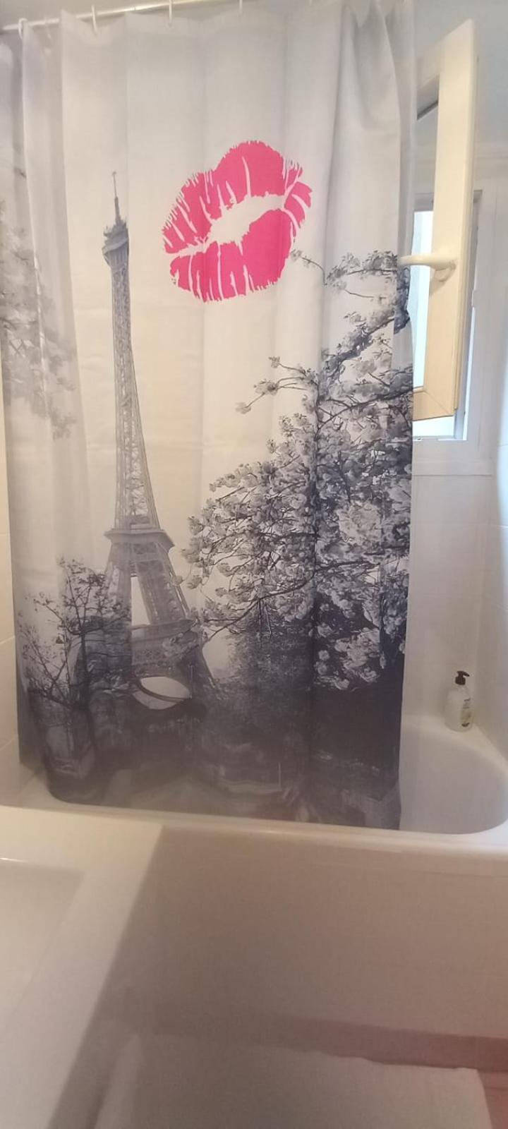 1 Chambre Arena - La Chapelle Paris Bagian luar foto